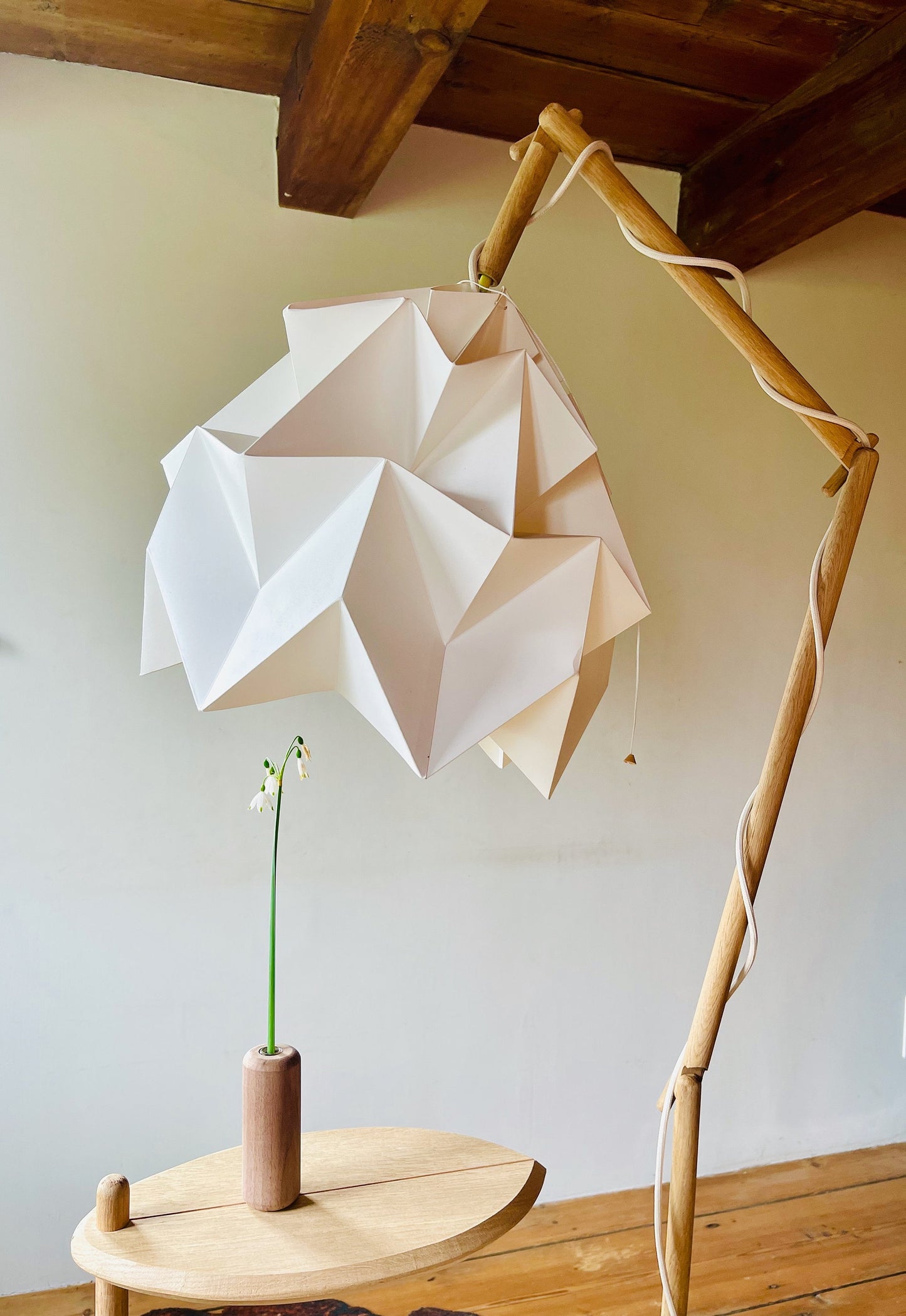 Sidetable leafy small in oak