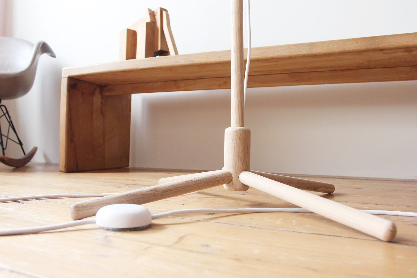 Oak Thistle floor lamp with leafy, origami and wood design, standing lamp shade