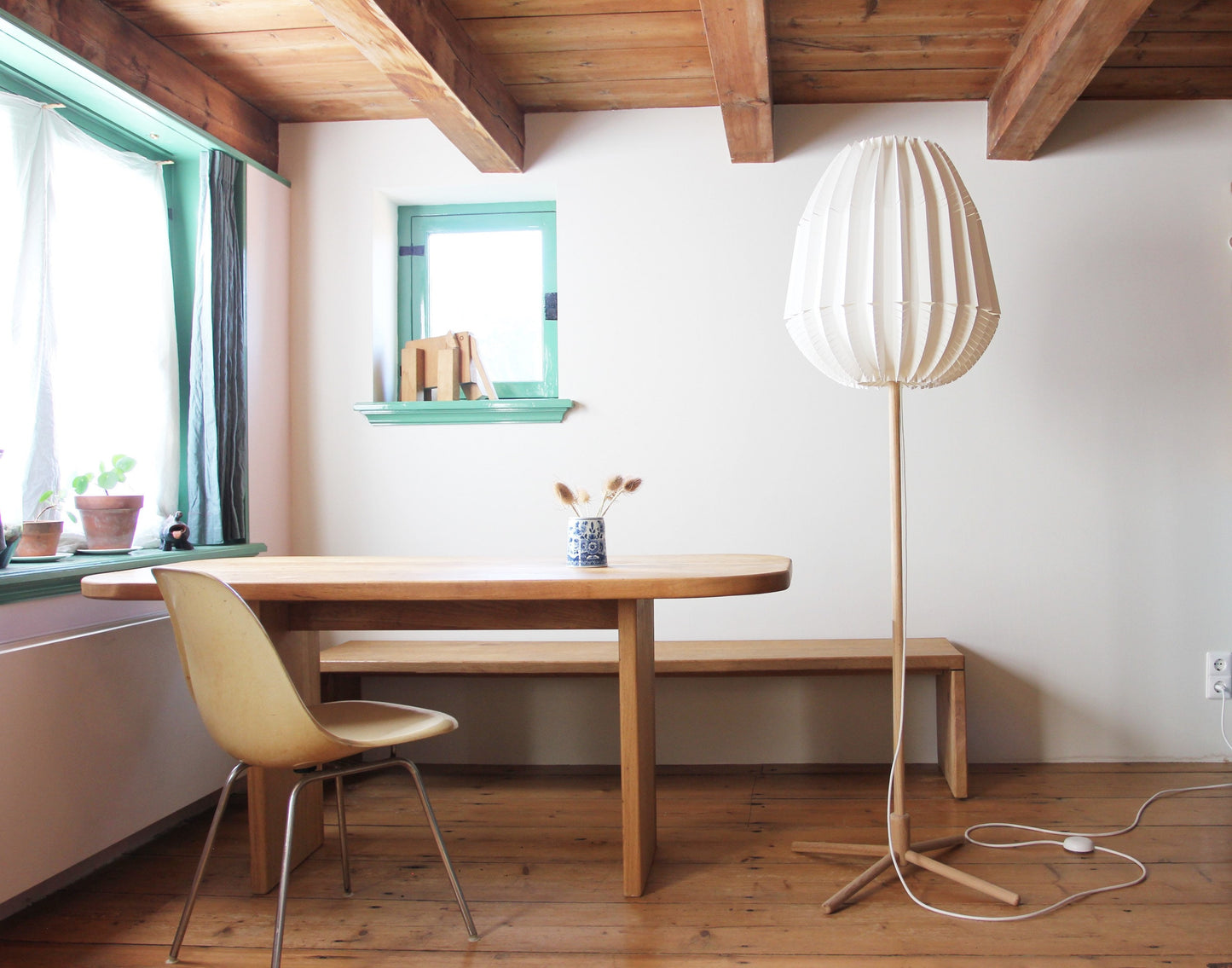 Thistle floor lamp, origami and wood design, standing lamp shade